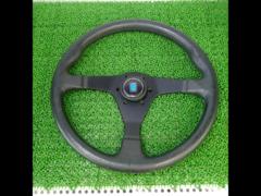 365mm NARDI
GARA3
Leather steering wheel