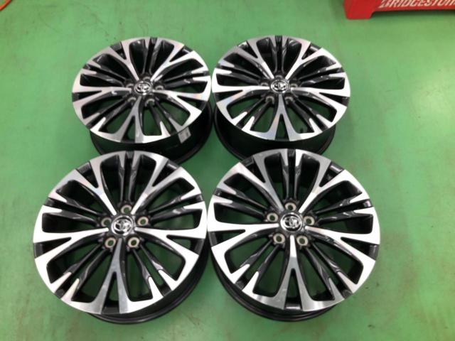 TOYOTA
Yaris Cross/Z grade genuine alloy wheels