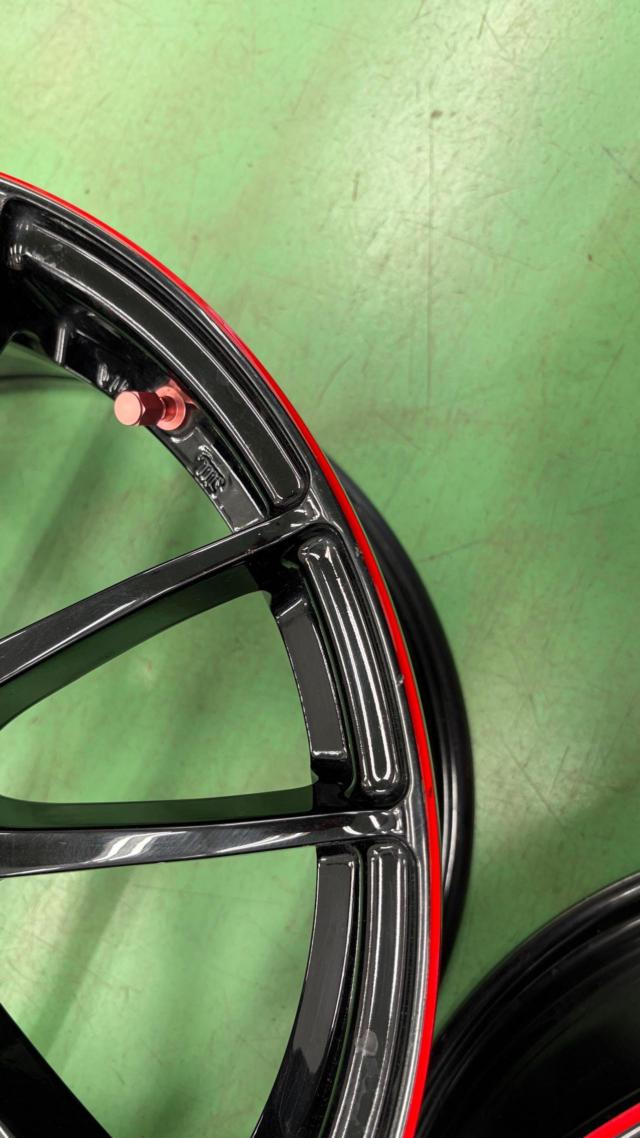 RAYS
GRAM
LIGHTS
57XTREME
REVLIMIT
EDITION