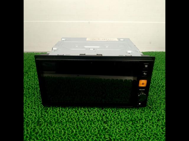 NISSAN genuine
Display audio
MVH-7838ZN