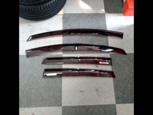 Notebook/E12AUTECH
Plastic visor