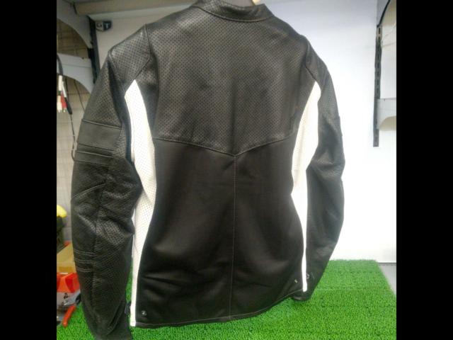Size: L HYOD
ALEM
ST-X
Lite
JACKET