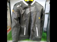 Size: LL HYOD
ST-X
D3O
Leather jacket