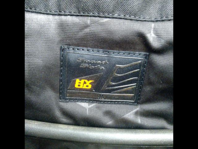 Size: M HYOD
ST-X
LEATHER
HALBRD
D3O