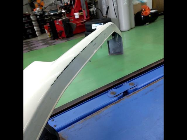 *2F warehouse storage
NISSAN
Genuine OP
Front lip spoiler
E52 Elgrand (Early Model)