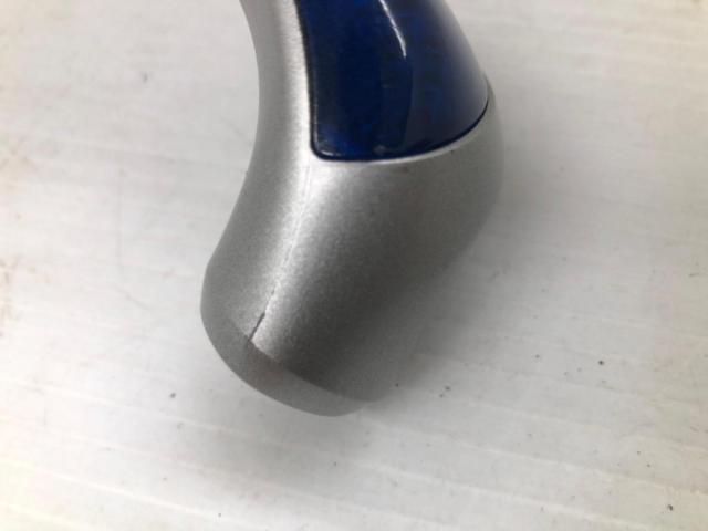 TOYOTA genuine
Shift knob
[Prius / 30 series]