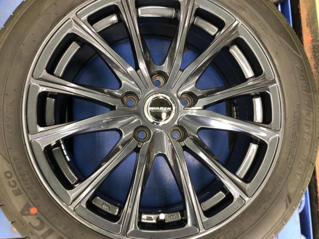 HOT
STUFF
WAREN
W05
+
KENDA
KR 203