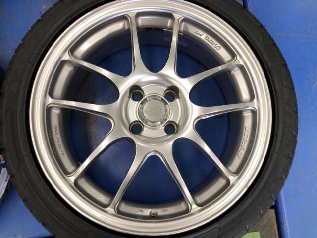 ENKEI
PerformanceLine
PF01
+
KENDA
KR 20