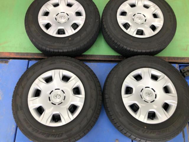 TOYOTA
Hiace 200
Genuine steel wheel
+
YOKOHAMA
BluEarth
RY55