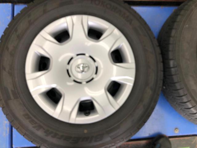 TOYOTA
Hiace 200
Genuine steel wheel
+
YOKOHAMA
BluEarth
RY55