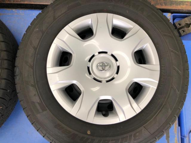 TOYOTA
Hiace 200
Genuine steel wheel
+
YOKOHAMA
BluEarth
RY55