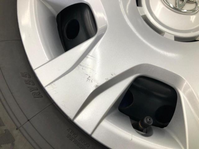 TOYOTA
Hiace 200
Genuine steel wheel
+
YOKOHAMA
BluEarth
RY55