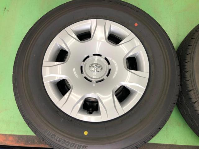 TOYOTA
Hiace 200
Genuine steel wheel
+
BRIDGESTONE
ECOPIa
RD613