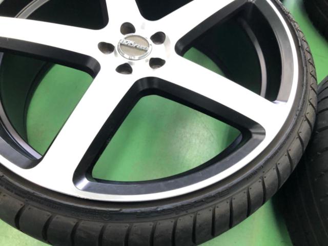 BRAVO
RACING
BR5+EPTYRES
ACCELERA
PHI