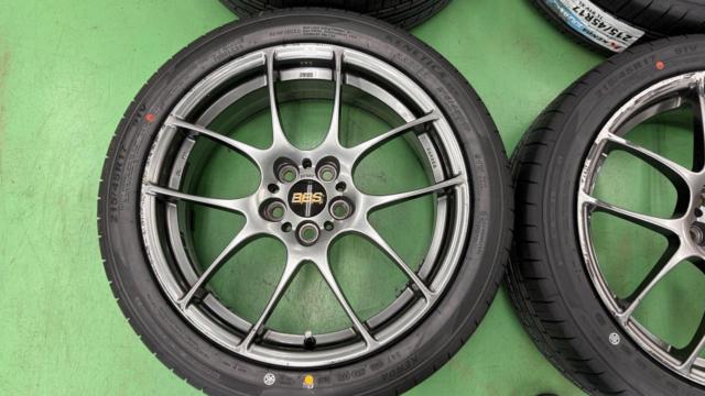 BBS (BB es)
RF507
+
KENDA (Kenda)
KENDA (Kenda)
KR 203
215 / 45R17
91V
XL
 Balance adjusted 