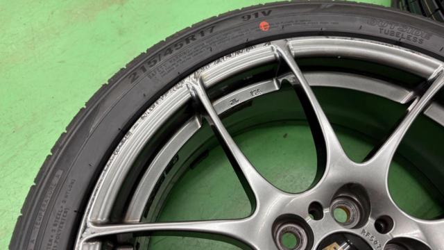BBS (BB es)
RF507
+
KENDA (Kenda)
KENDA (Kenda)
KR 203
215 / 45R17
91V
XL
 Balance adjusted 