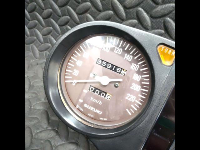 SUZUKI genuine
240 km/h scale
Meter set for GS750/early model