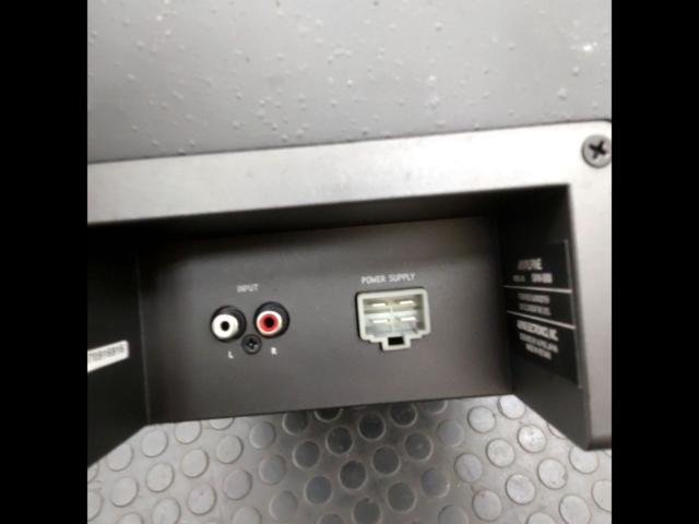 ALPINE
SWW-5000 Box-Type Powered Subwoofer
Model 2006]