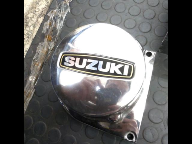SUZUKI
Generator cover / Clutch cover / Sprocket cover GT380