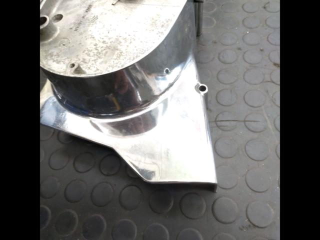 SUZUKI
Generator cover / Clutch cover / Sprocket cover GT380