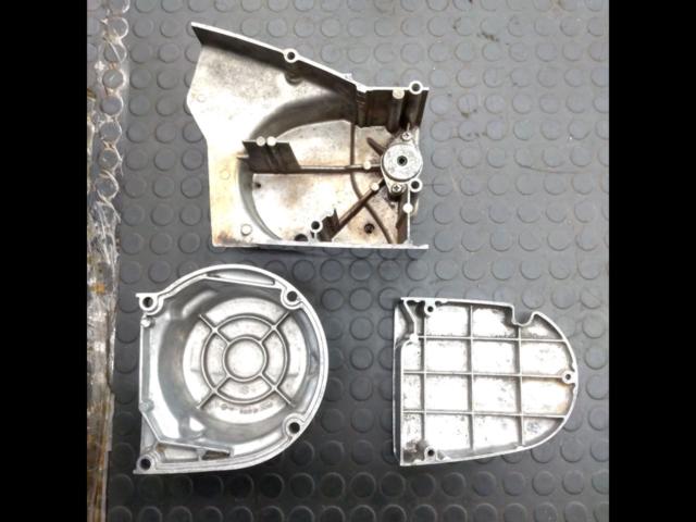 SUZUKI
Generator cover / Clutch cover / Sprocket cover GT380