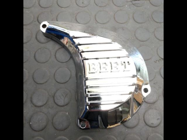 BEET
Oil pump cover
KH250 / 400