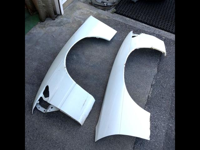 Genuine Nissan parts
S13 Silvia
Genuine front fender