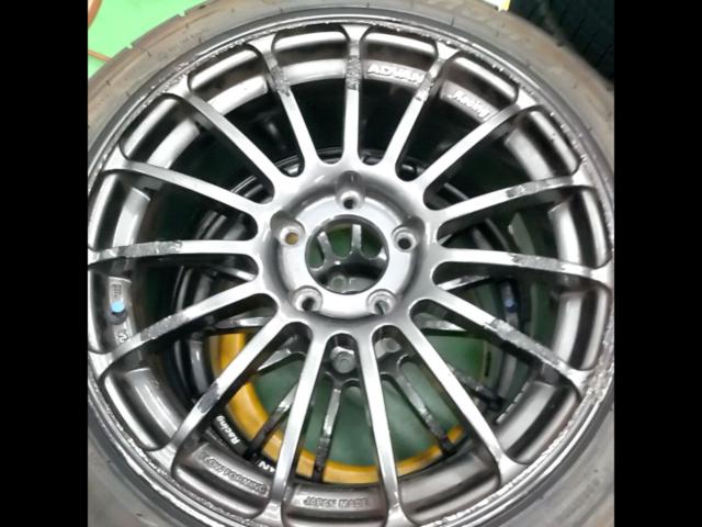 YOKOHAMA
ADVAN
Racing
RT