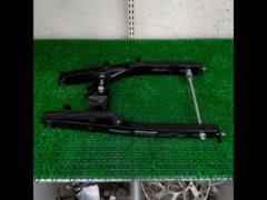 Genuine Honda swingarm
Guromu (JC61)