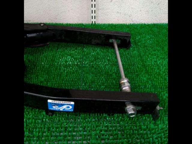 Genuine Honda swingarm
Guromu (JC61)