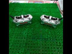 Genuine Ducati Brembo caliper set (left and right)
General-purpose 100mm pitch