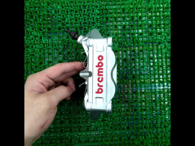 Genuine Ducati Brembo caliper set (left and right)
General-purpose 100mm pitch