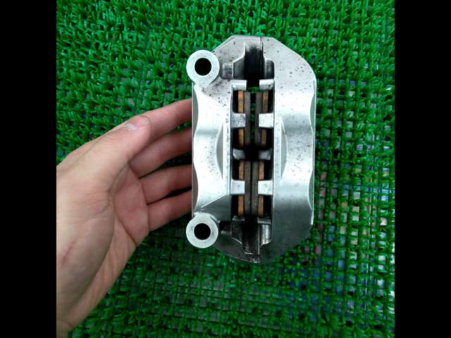 Genuine Ducati Brembo caliper set (left and right)
General-purpose 100mm pitch