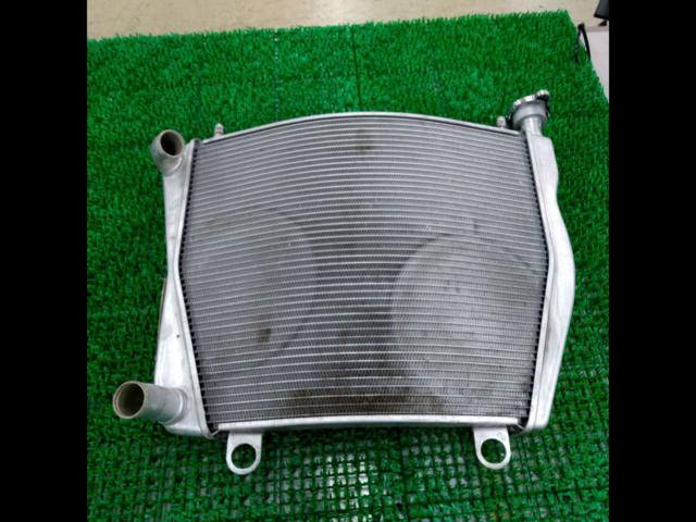 Ducati genuine round radiator
Ducati series