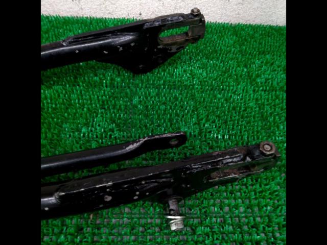 Genuine Suzuki swingarm
GSX250E