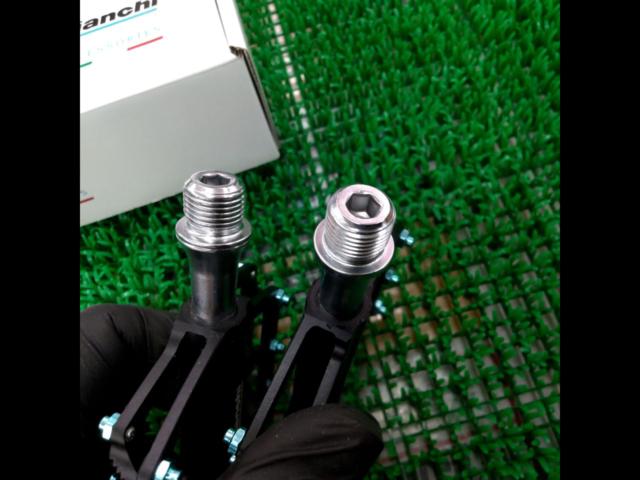 BIANCHI PEDAL CNC AL6061 フラットペダル ブラック