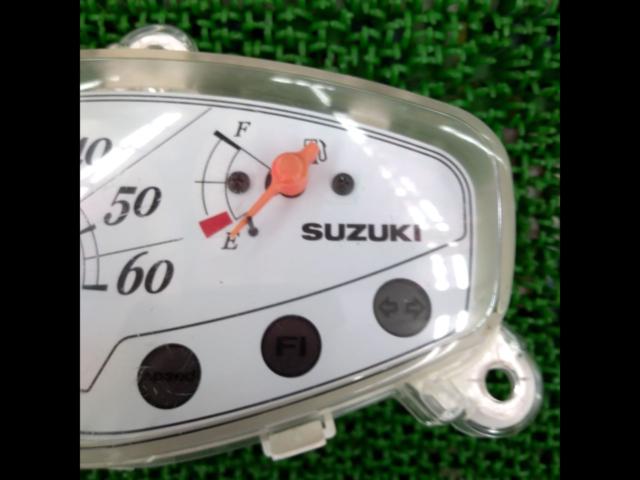 A slightly flawed genuine Suzuki meter.
Let's 4 (CA43A)