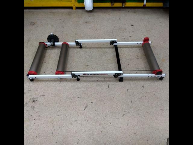 MINOURA Moz Roller 3本ローラー