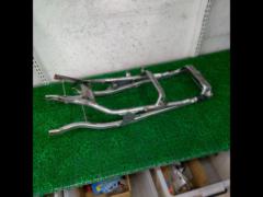 Genuine Honda seat rails
CBR250RR / MC22