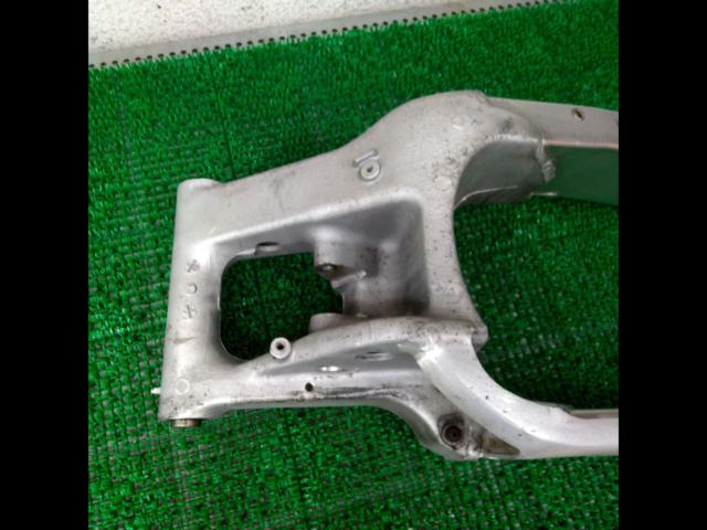 Genuine Honda swingarm
CBR250RR
/ MC22