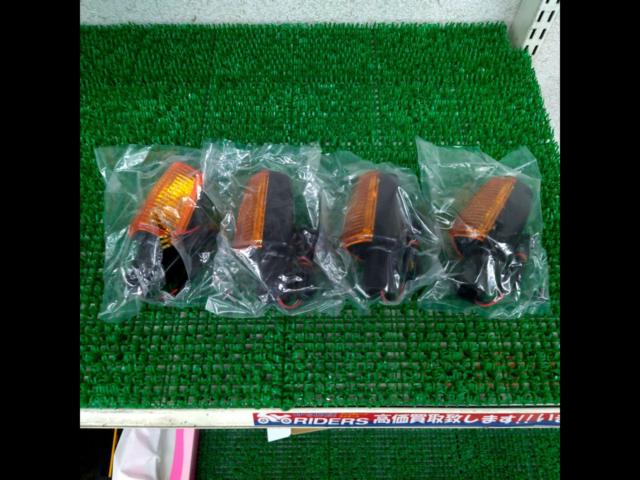 Unknown Manufacturer
Genuine type turn signal 4 pieces set
Zerubisu