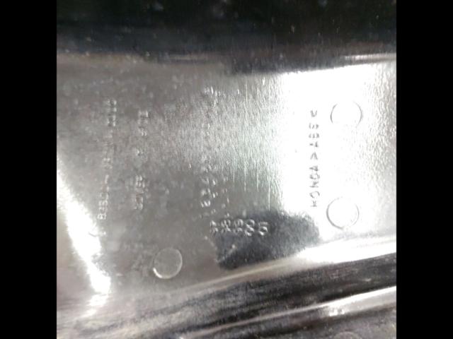 18HONDA Genuine Side Covers
Right and left
Magna 50