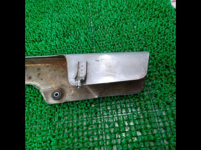 Genuine Suzuki parts
Chain guard
Glass Tracker