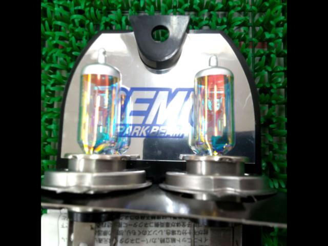 REMIC
RS-892
Spark beam halogen bulb
2 pieces