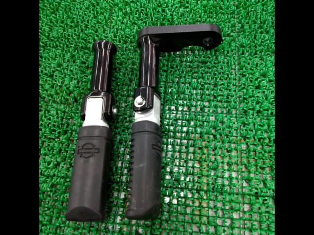 HARLEY-DAVIDSON
Breakout
Genuine step peg