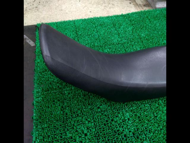 Genuine Suzuki seat
DR-Z400SM