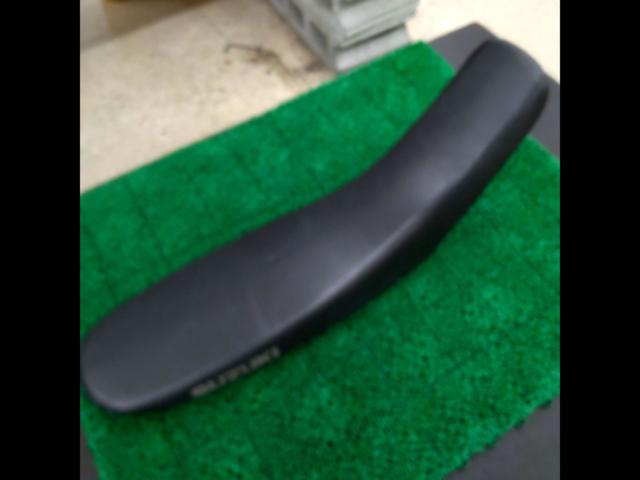 Genuine Suzuki seat
DR-Z400SM