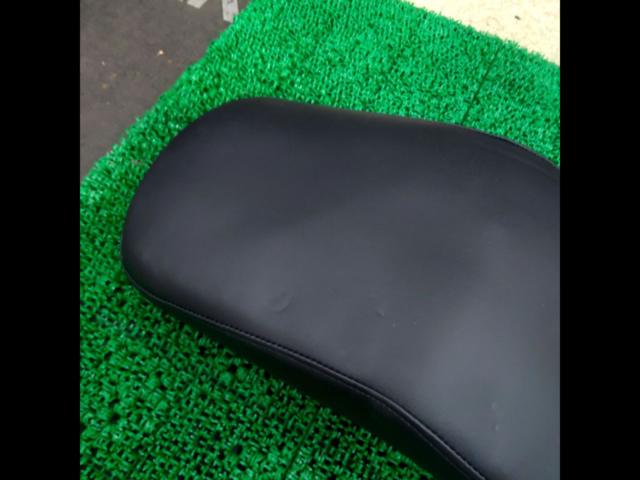 Kawasaki genuine seat
Vulcan 400