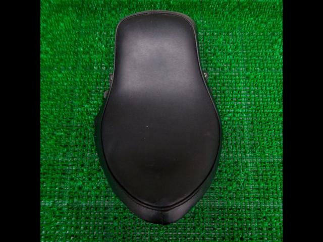 Solo seat from an unknown manufacturer (with some issues)
Model unknown