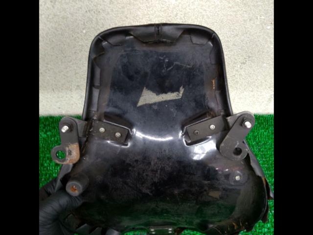 Solo seat from an unknown manufacturer (with some issues)
Model unknown